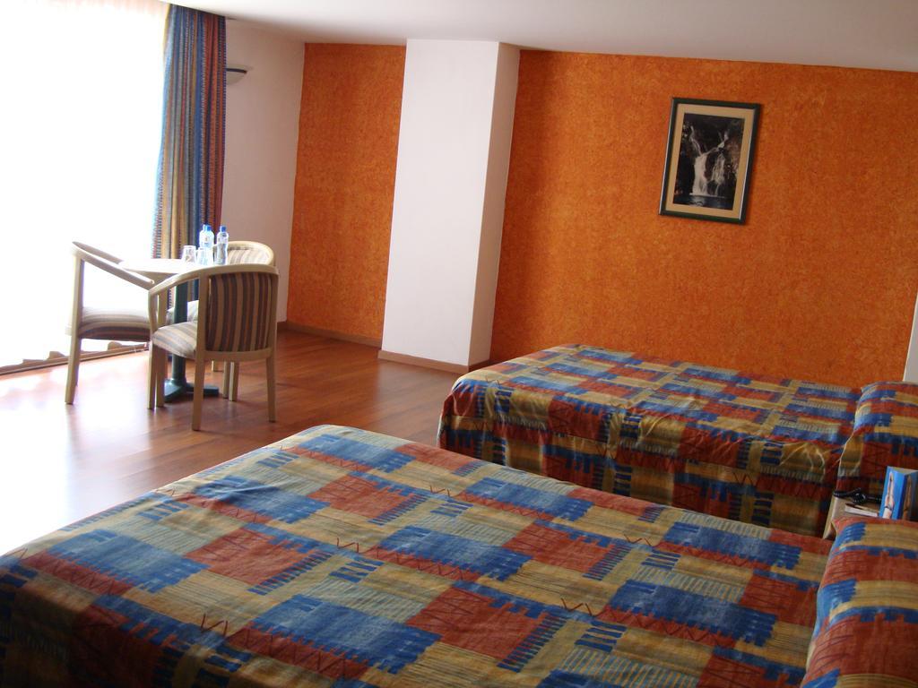 Hotel Cervantes Guadalajara Quarto foto